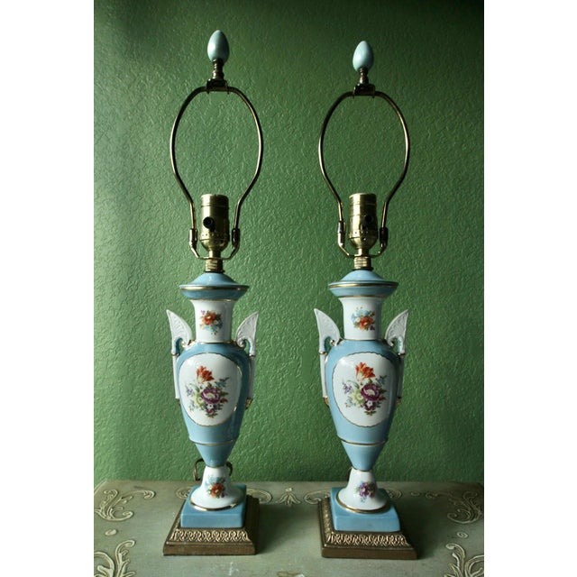 Pair of Vintage Porcelain European Neoclassical Urn Table Lamps For Sale - Image 12 of 16