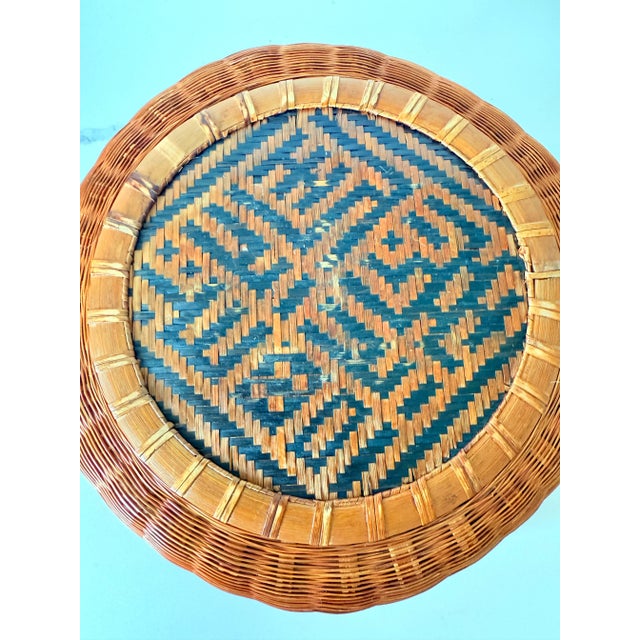 Vintage Chinese Hand Woven Lidded Sewing Storage Basket For Sale In Greenville, SC - Image 6 of 6