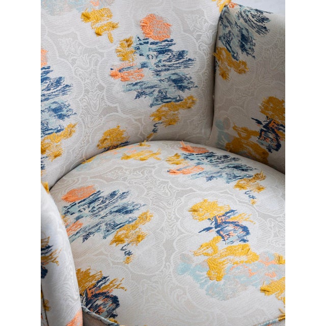 White Mid-Century Accent Chair in Dedar Milano, ‘Say Goodbye Flora’ For Sale - Image 8 of 10