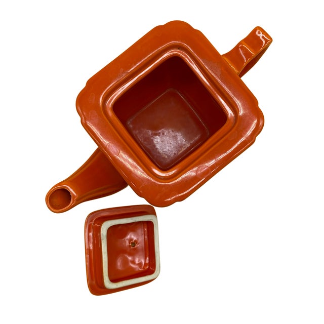 1930s Homer Laughlin Riviera Teapot Art Deco Sculptural Ceramic Tangerine Orange For Sale - Image 4 of 5