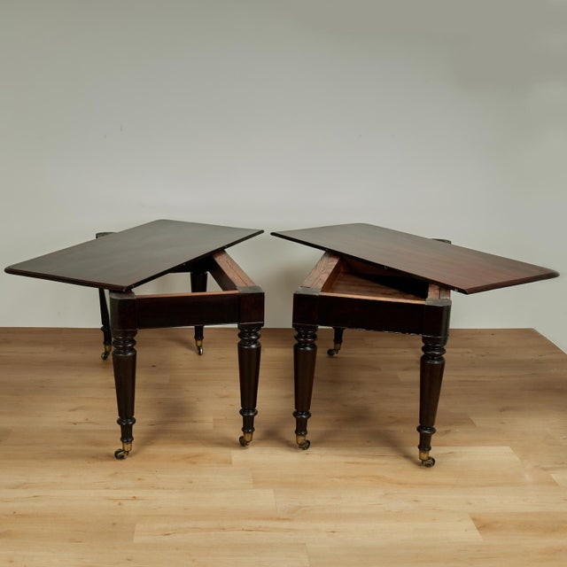 Antique English Dining or Banquet Table For Sale - Image 13 of 18