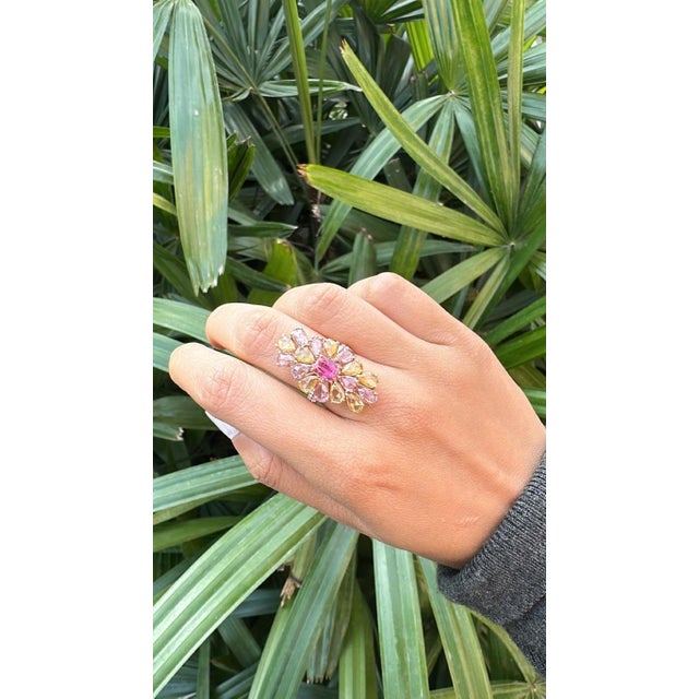 2020s Set in 18k Rose Gold, Pink Sapphires, Tourmaline & Diamond Cluster Cocktail Ring, Size 6 For Sale - Image 5 of 11