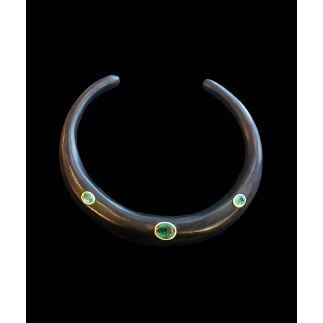 2020s Wood Necklace With Emeralds & 14k Gold For Sale - Image 5 of 10