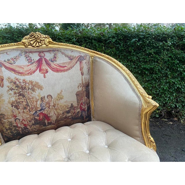 Vintage 1960s French Marquise Loveseat – Gilded Beechwood & Tufted Velvet For Sale - Image 6 of 12