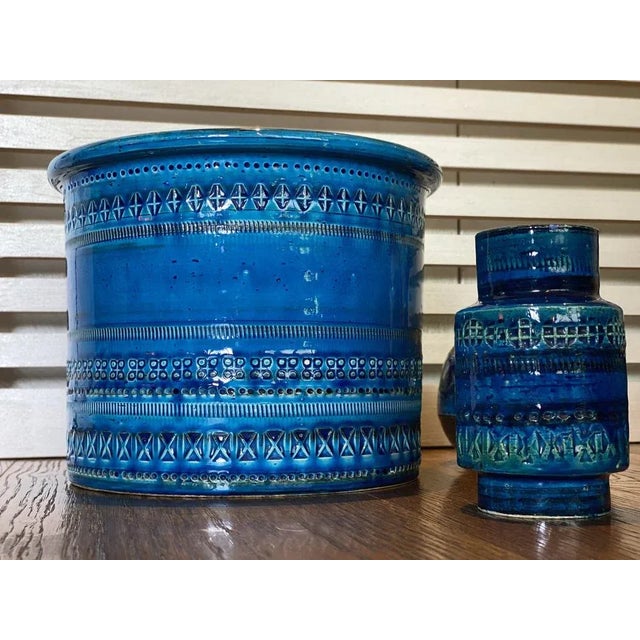 Blue Rimini Blue Vase by Aldo Londi for Bitossi, Italy, 1970s For Sale - Image 8 of 9