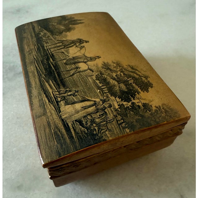 Italian Vintage Italian Borghese Gold Gilt Chalk Ware Trinket Vanity Box For Sale - Image 3 of 12