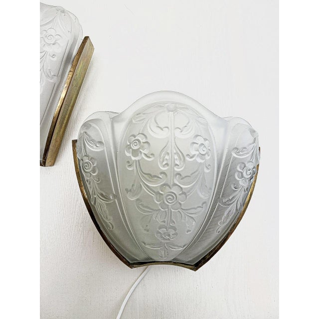 Metal Art Deco Style Brass and Glass Wall Lamps, France, 1940s, Set of 2 For Sale - Image 7 of 18