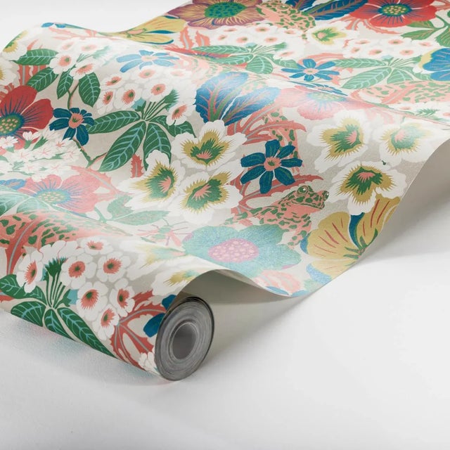 A lush, stylized floral pattern, Kvackstepp exudes energy and chic. This product is FSC Certified. Available in North...