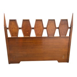 Example of Young Manufacturing Beds