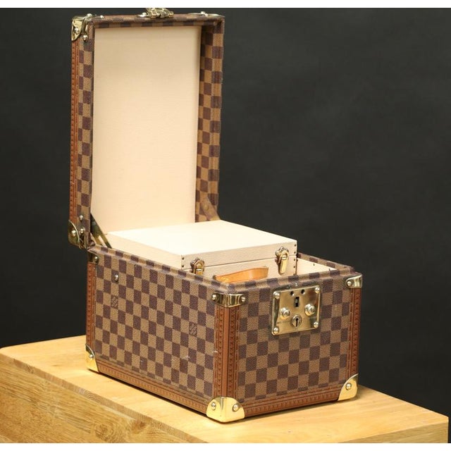 Louis Vuitton Damier Vanity Case from Louis Vuitton, 1950s For Sale - Image 4 of 13