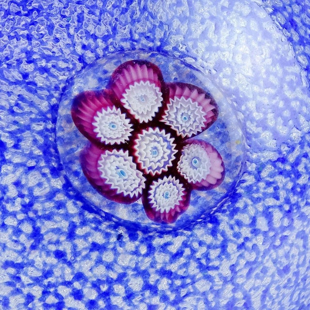 Fratelli Toso Murano Blue Amethyst White Millefiori Flowers Vintage Italian Art Glass Decorative Paperweights - Set of 3 For Sale In Orlando - Image 6 of 11