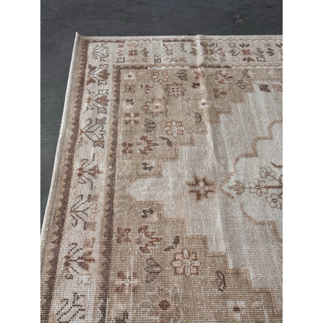 Pottery Barn 9ft X 12ft Pottery Barn Aurelia Hand-Knotted Wool Rug For Sale - Image 4 of 12
