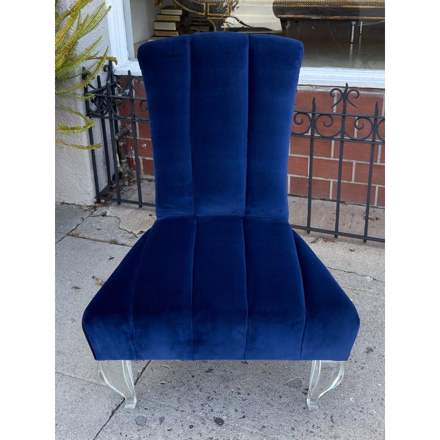 1990s Mid Century Modern Phyllis Morris Lucite Chair W Sapphire Blue Velvet For Sale - Image 5 of 7
