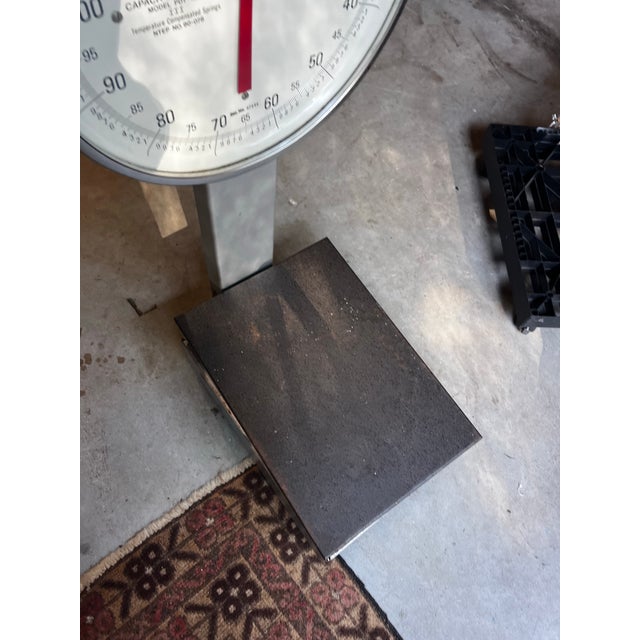 Up for consideration is a beautiful vintage Chatillon silver jumbo scale. This would look lovely in your home, and it is...