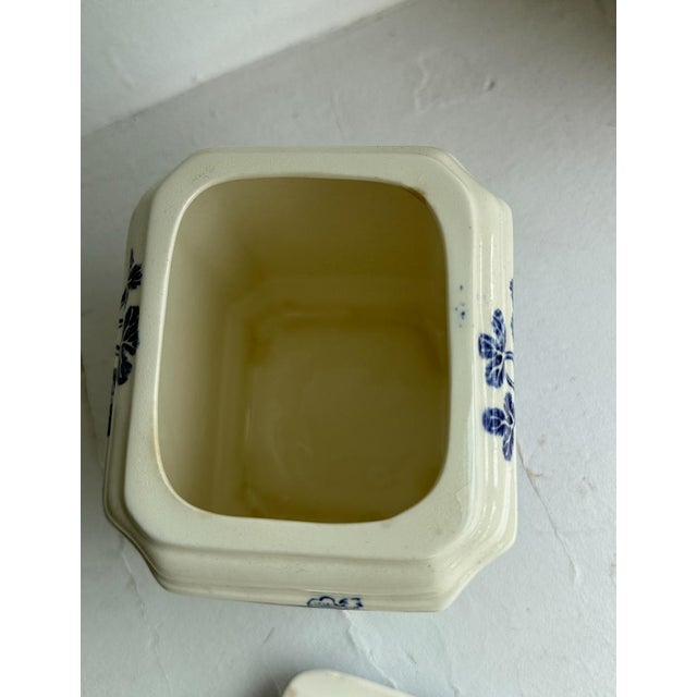 Ceramic Vintage Mason’s Ironstone Blue Willow Ginger Jar With Lid, English Chinoiserie Ceramic For Sale - Image 7 of 8