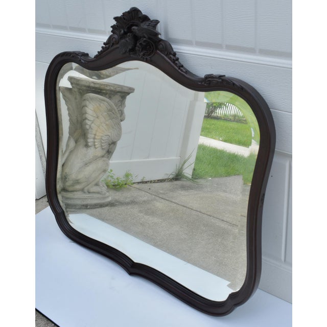 Early 19th Century Antique Carved Mahogany Victorian Style Oval Wall Mirror W/Carved Love Birds For Sale - Image 5 of 14