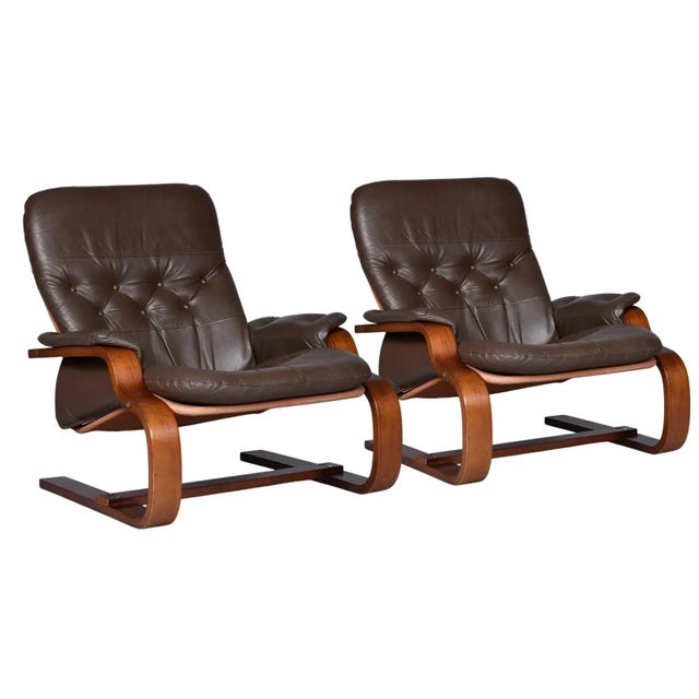 Skipper Mobler Pair of Brown Leather Scandinavian Cantilever Bentwood Sling Chairs For Sale - Image 4 of 13