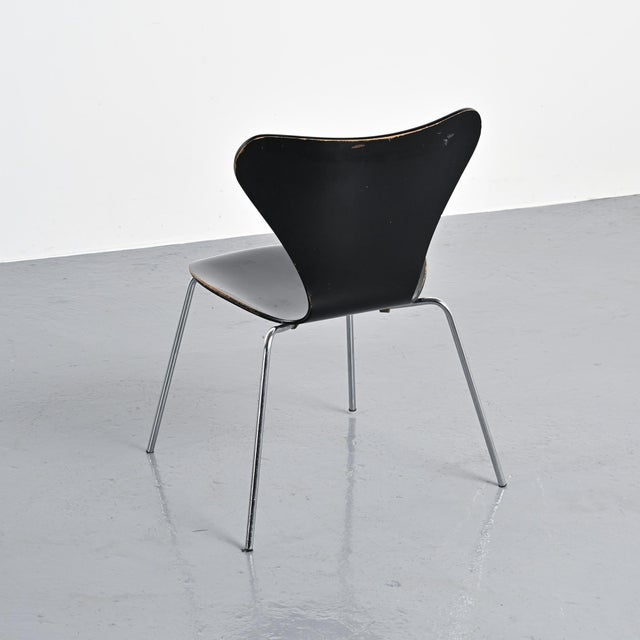 Black Chairs by Arne Jacobsen for Fritz Hansen, Denmark, 1970s, Set of 8 For Sale - Image 8 of 14
