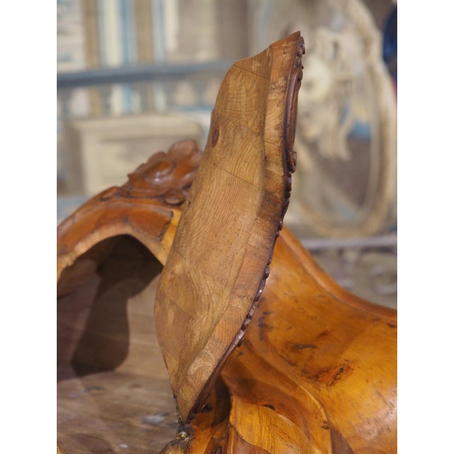 Italian Circa 1800 Venetian Table Box in Carved Swiss Pine For Sale - Image 3 of 18