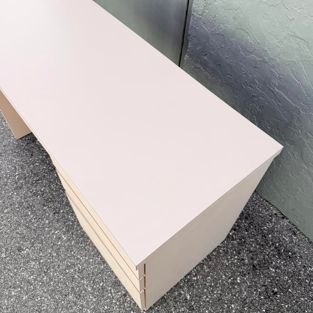 1980s Postmodern Light Pink Laminate Writing Desk For Sale - Image 5 of 7