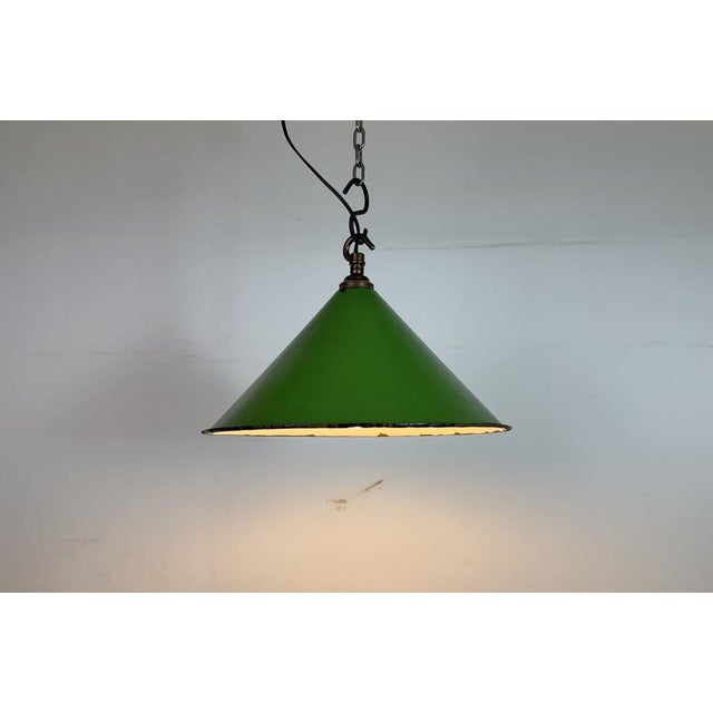 British Industrial Green Enamel Factory Pendant Lamp, 1950s For Sale - Image 14 of 17