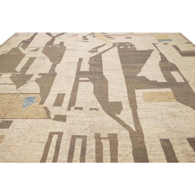 Moroccan Beige Modern Boho Chic Moroccan Style Handmade Abstract Motif Oversize Wool Rug For Sale - Image 3 of 10