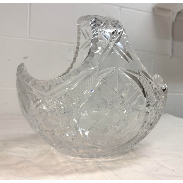 1960s Large Vintage Hand Cut Clear Crystal Glass Flower Basket Centerpiece Bowl For Sale - Image 5 of 13