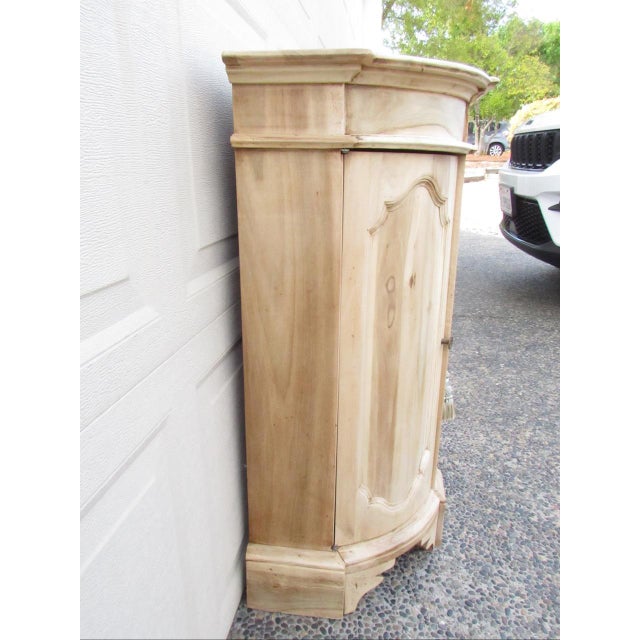 Antique Bleached Out and Weathered Italian Credenza For Sale In San Francisco - Image 6 of 18
