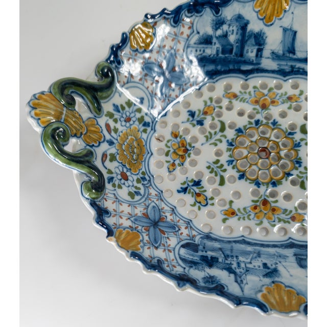19th Century Dutch Delft Faience Bowl With Polychrome Pierced Design For Sale - Image 10 of 16