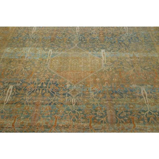 1900 - 1909 Antique Farahan Handmade Blue Persian Wool Rug With Medallion Motif For Sale - Image 5 of 9