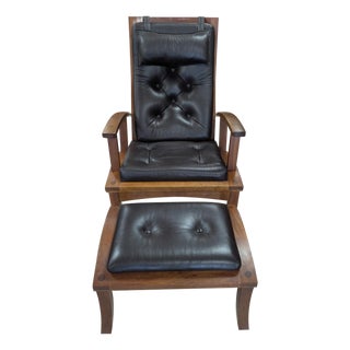 Thos. Moser “Lolling” Lounge Chair and Ottoman, Hard Wood, Leather For Sale