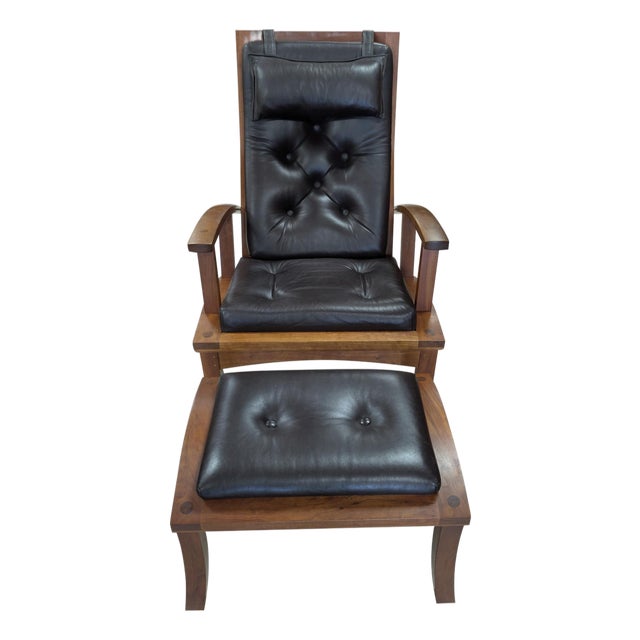 Thos. Moser “Lolling” Lounge Chair and Ottoman, Hard Wood, Leather For Sale