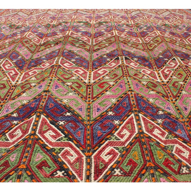 Purple Mid 20th Century Colorful Vintage Turkish Embroidered Flat-Weave With All-Over Tribal Design For Sale - Image 8 of 13
