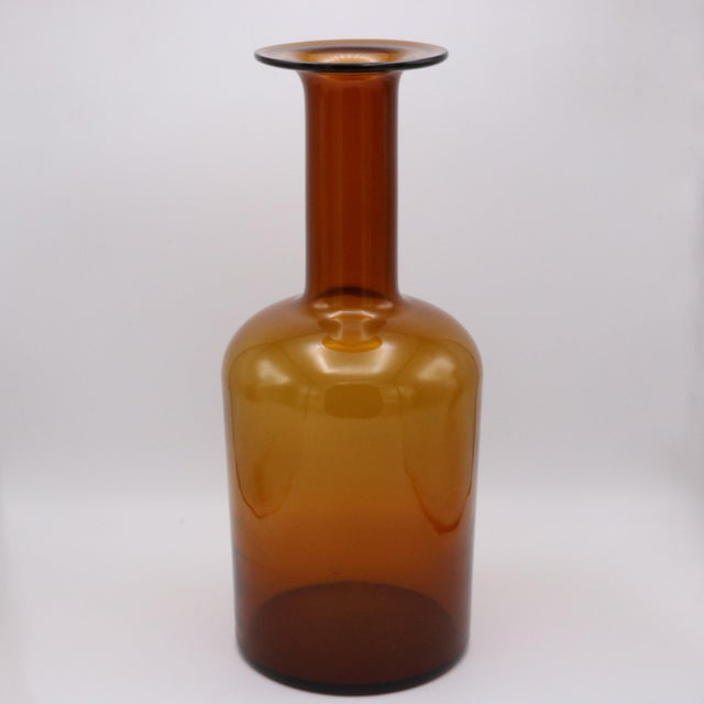 Holmegaard “Gulvasa” Glass Vase by Otto Bauer for Holmgaard Sweden circa 1950 For Sale - Image 4 of 5