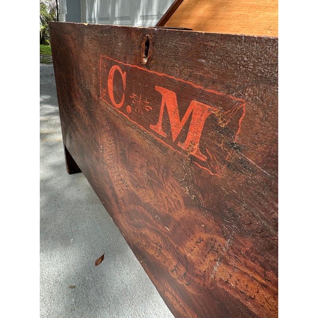 Early 19th Century American Folk Art Six-Board Blanket Chest. For Sale - Image 13 of 16