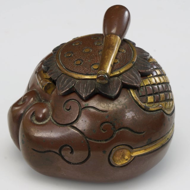 Japanese Meiji Inkwell Mixed Metal Mokugyo Drum Design For Sale - Image 4 of 10