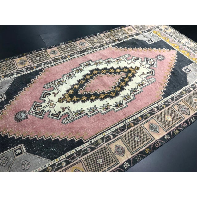 1960s 1960s Turkish Pastel Oushak Rug-4'5'x8'2" For Sale - Image 5 of 11