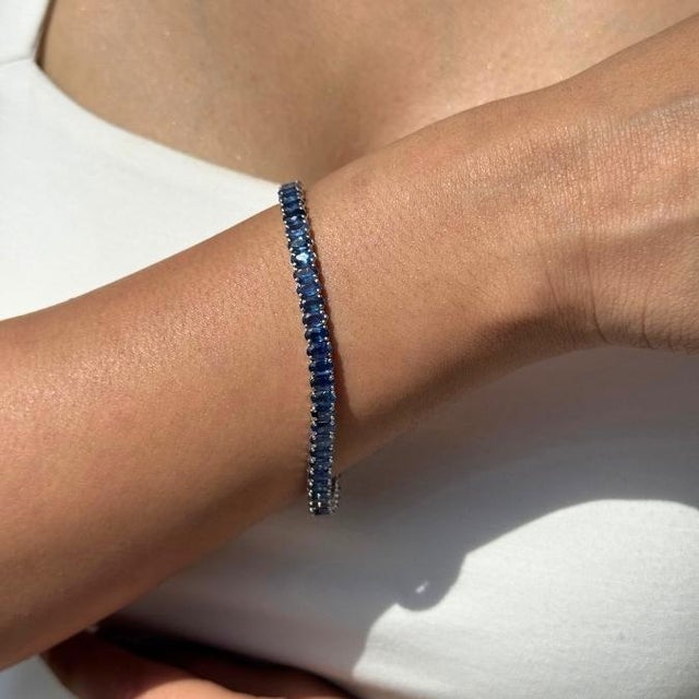 VRJewels Luxury 15.54 Carat Natural Royal Blue Sapphire Bracelet in 14k Gold For Sale In New York - Image 6 of 17