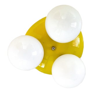 1970s 3-Globe Space Age Flush Mount Ceiling Light Mid-Century Modern For Sale