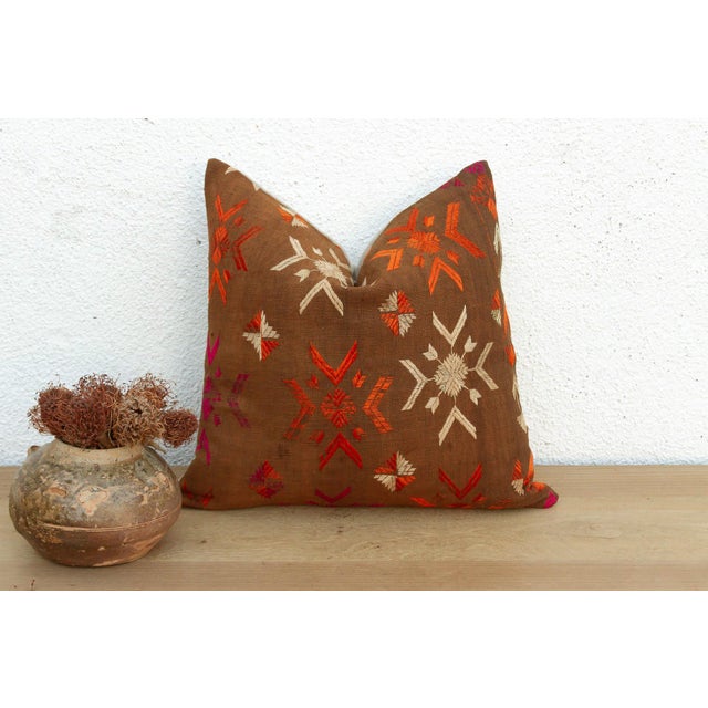 Eternal Flowers, Antique Phulkari Pillow Cover For Sale In Los Angeles - Image 6 of 6