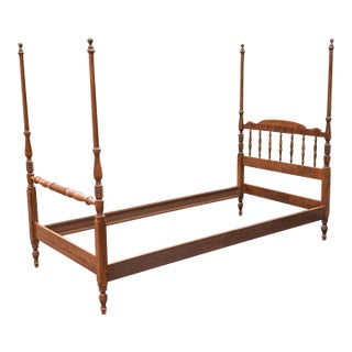 Vintage Twin XL Ethan Allen Maple Wood Poster Bedframe For Sale