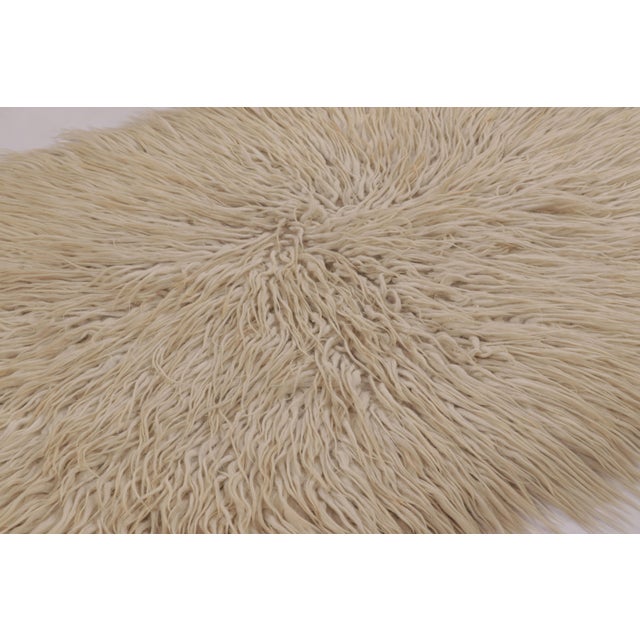 Rug & Kilim Vintage Tulu Rug, Cream White Tones in Lush Shag Pile - Rug & Kilim For Sale - Image 4 of 8