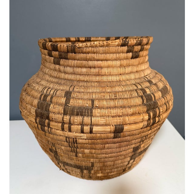 20thC 17” Polychrome Pima Akimel Oodham in the Style of Native American Olla Basket Dual Register Human & Deer Motif Willow Devils Claw and Yucca Root For Sale In Portland, ME - Image 6 of 14