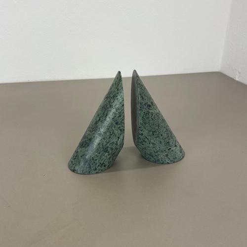 1980s Green Marble Bookend Elements in the style of Fratelli Mannelli, Italy, 1980s, Set of 2 For Sale - Image 5 of 16