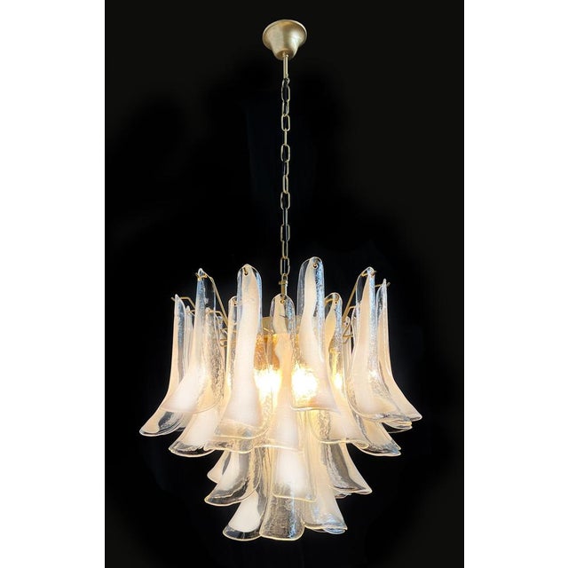 1990s White Petal Chandelier in Murano Glass, 1990s For Sale - Image 5 of 18