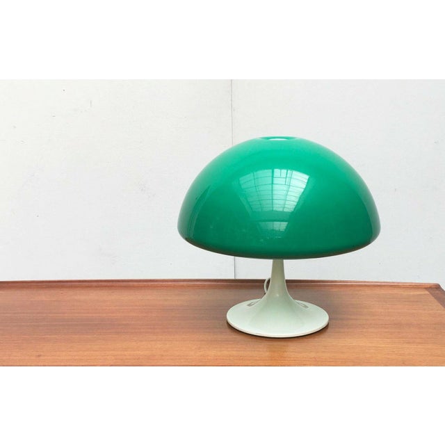 Mid-Century Space Age Italian Green Early Model Toledo Table Lamp by Luigi Massoni for Guzzini, 1960s For Sale - Image 11 of 18