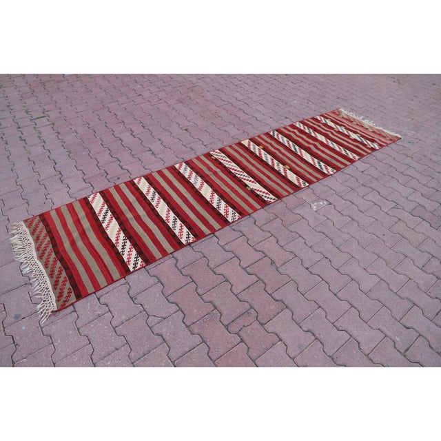 Tribal 1970s Traditional Stripe Design Handmade Turkish Kilim Runner Rug For Sale - Image 3 of 9