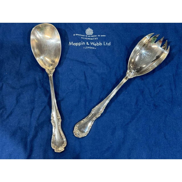 Mappin and Webb Russell pattern silver-plated salad servers - L=21.5cm This piece has an attribution mark, I am sure that...