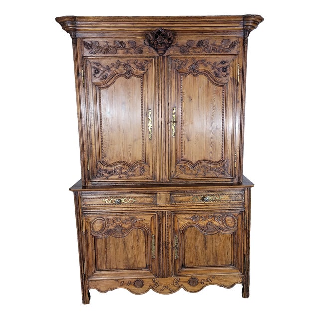 Mountain Buffet in Carved Fir For Sale