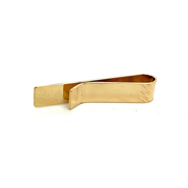 Traditional 1990s Tiffany & Co Estate Tie Clip 1 10/16 14k Yellow Gold For Sale - Image 3 of 6